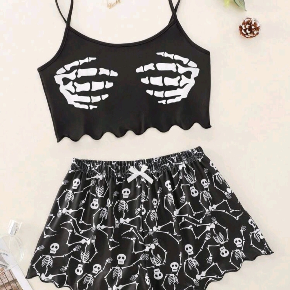 Black Skeleton Print Crop Top‎ and Shorts Pajama Set